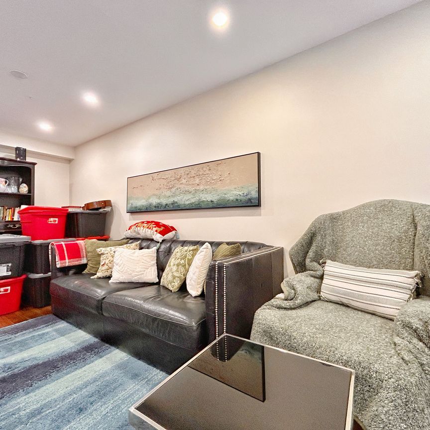 For Lease - 1150 Westview Terrace, Oakville, Ontario - Photo 1