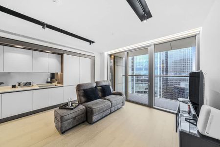 1 Park Drive E14 - Photo 3