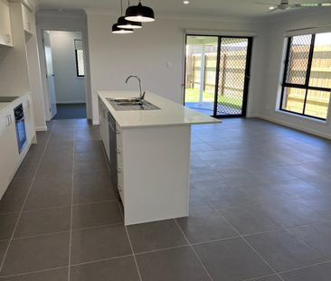 BEAUTIFUL BRAND NEW HOME - Photo 3