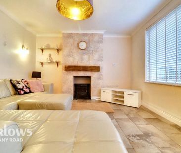 4 bedroom detached bungalow to rent - Photo 4