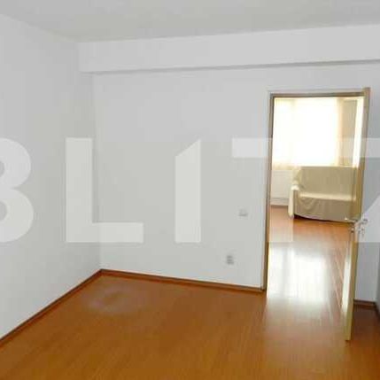 De inchiriat apartament cu 2 camere, 73 mp utili - Photo 1