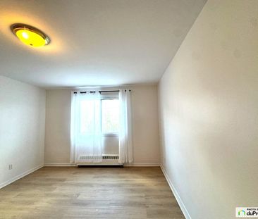 8949, RUE DE L'AIGLON, Saint-Léonard à louer - Photo 2