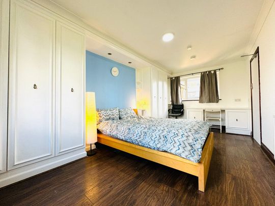 RM4 Bartlett Close | Poplar | London | E14 6LH - Photo 1