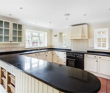 6 bedroom detached house to rent - Photo 6