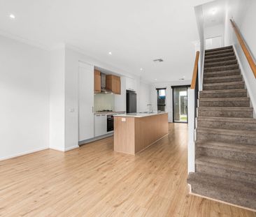 Beautiful townhouse in the coastal suburb of Taperoo! - Photo 4