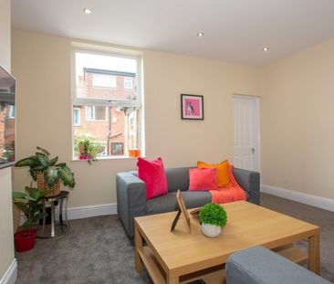 20 Chestnut Avenue, Hyde Park, Leeds, LS6 1BA - Photo 2