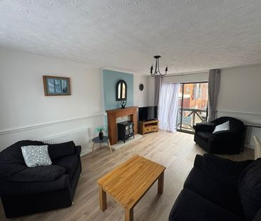 Halyard Croft, Hull - Photo 2