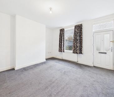 3 bedroom House To Let - Photo 1
