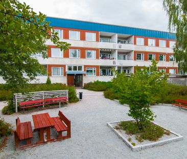 Julia Nybergs Väg 3 B - Foto 1