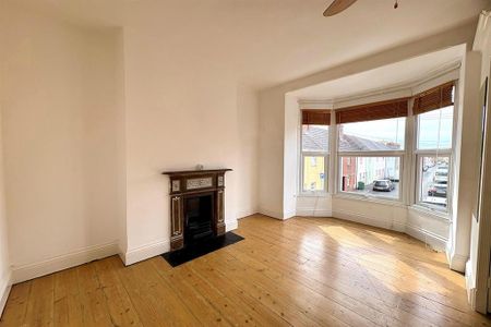 3 bedroom terraced house to rent - Photo 4