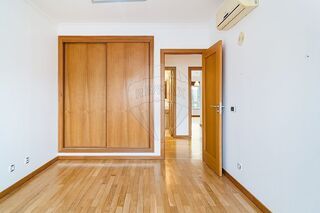 Apartment 3 bedrooms for rent Odivelas - Photo 3