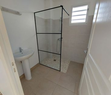 Location appartement 3 pièces, 66.61m², Fort-de-France - Photo 5