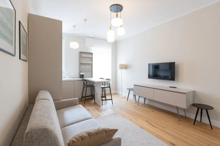 Viale Certosa, Milan, Lombardy 20151 - Photo 3