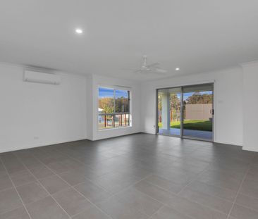 Stylish Family Living at Its Finest - Photo 3