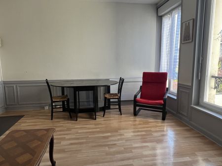 Location Appartement 1 pièce 24m² REIMS 51100 - Photo 4