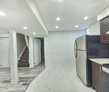 For Lease - 41 Gordon Weeden Road, Markham, Ontario - Photo 1