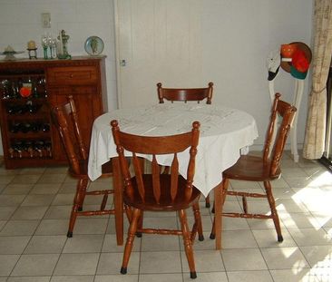 Charming Family Home in Tranquil Heatley Cul de Sac - Photo 3