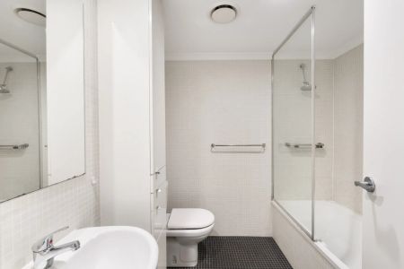 Warehouse-Inspired Charm - Photo 5