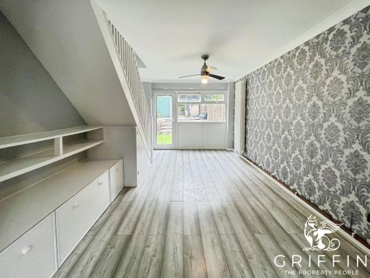 Blackmore Close, Grays, RM17 - Photo 1