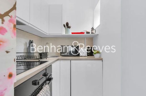 Studio to rent - Photo 1