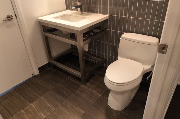 For Lease - 80 John Street Unit# 1704, Toronto, Ontario - Photo 1