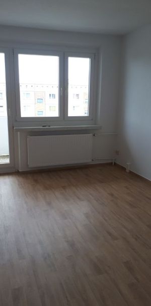 4- Raumwohnung mit Balkon! - Foto 1