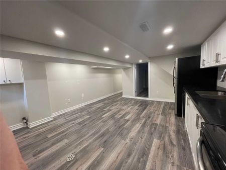 For Lease - 449 Concord Avenue Unit# Bsmt, Toronto, Ontario - Photo 5