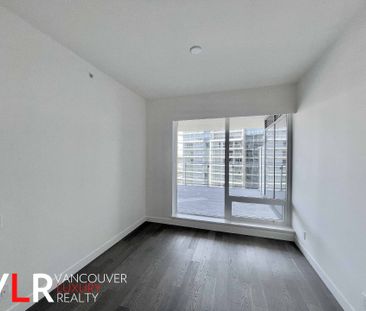 Condo in Richmond, BC - Photo 3