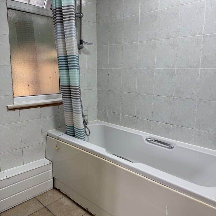 3 Bed Semi-Detached House, Linton Road, B11 - Photo 1