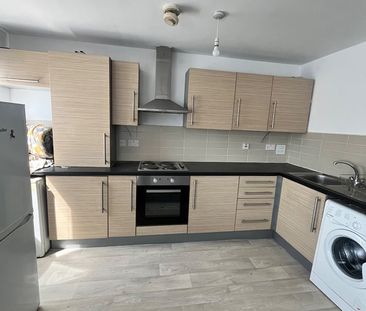 2 Bed Flat, Lace Street, L3 - Photo 6