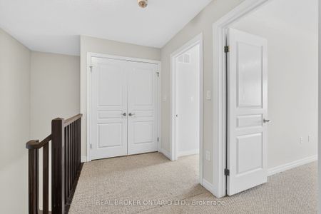 For Lease - 7 Ladybell Lane, Hamilton, Ontario - Photo 2