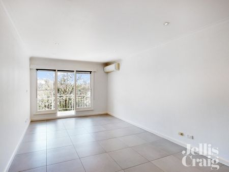 5/68 Brinsley Road, Camberwell - Photo 2