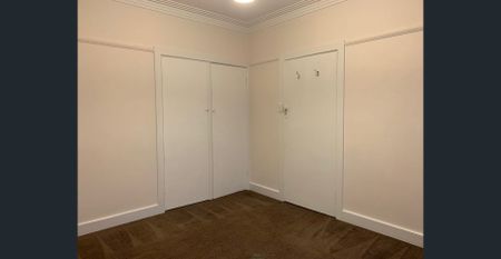 Family home awaits! - Photo 2