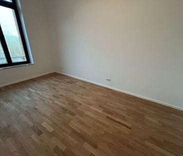 Erstbezug nach Sanierung - Attraktive 3- Zimmer Wohnung mit EBK und... - Foto 4