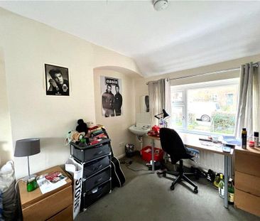 4 bedroom semi-detached house to rent - Photo 5