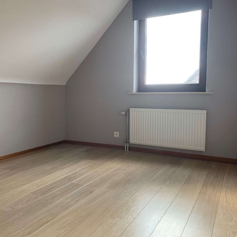 Duplex met 3 SLPK, bureau en garagebox te SINT-STEVENS-WOLUWE - Foto 1