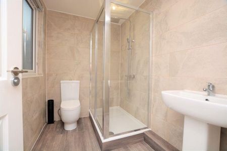House share to rent - Photo 2