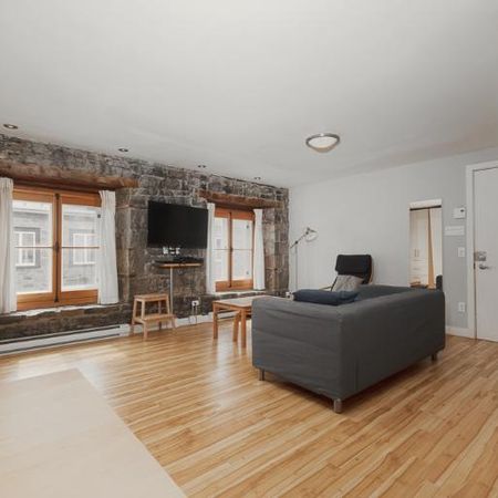 Loft entièrement meublé à louer Vieux-Québec juillet 2026 - Photo 3