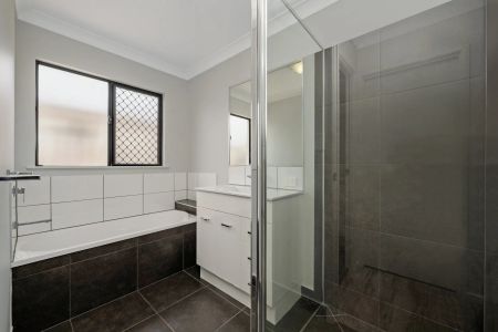 Modern, Stylish & Low-Maintenance Living in Bohle Plains - Photo 4