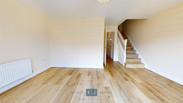 3 bedroom terraced house to rent - Photo 1