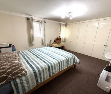 2 Bedroom Apartment To Let - Photo 5