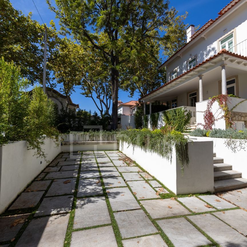 Apartamento T5 Duplex, com jardim privativo, no Estoril - Photo 1