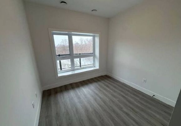 For Lease - 1000 Lackner Boulevard Unit# 312, Kitchener, Ontario - Photo 1