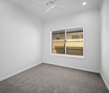 10 Furphy Street, Walloon QLD 4306 - House For Rent | Domain - Photo 4