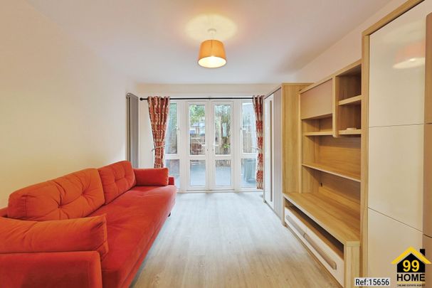 1 bed Flat in Castleford Court Lisson Grove, London, NW8 8UE - Photo 1