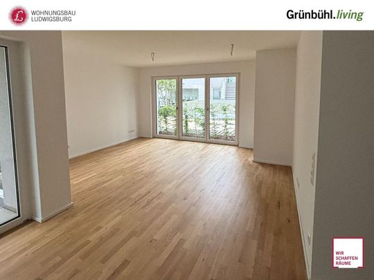 Großzügig: helle 4-Zimmer-Wohnung mit schöner Terrasse und Garten - Foto 1