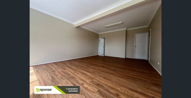 Prime Location – Access Through Front Entrance - Photo 1