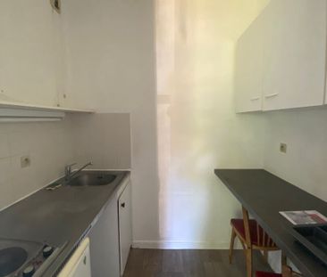 À LOUER – Studio de 35 m², Rue Michel Servet – PORT DE LILLE réf 77... - Photo 2