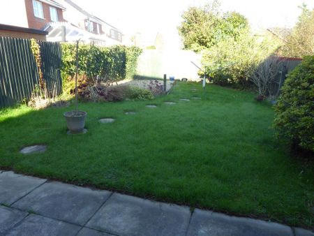 2 bedroom semi-detached house to rent - Photo 5