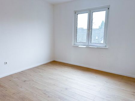 Sofort bezugsbereit: Wunderschöne, lichtduchflutete Wohnung im ruhigen Wohnhaus - Photo 5